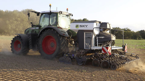 Toutes les machines Sulky, Sky et Prolog seront désormais vendues sous la marque Sky et avec de nouvelles couleurs.