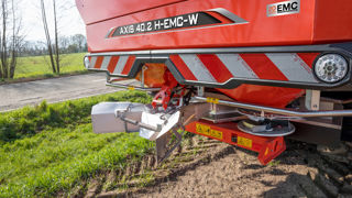 Kuhn sort la version Pro de son déflecteur de bordure. Kuhn sort la version Pro de son déflecteur de bordure.