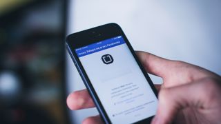 Des applications gratuites à charger sur smartphone permettent aujourd’hui de réaliser une traduction instantanée. Des applications gratuites à charger sur smartphone permettent aujourd’hui de réaliser une traduction instantanée.