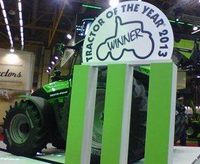 L'Agrotron 7250 Ttv sur le stand Deutz-Fahr à l'Eima