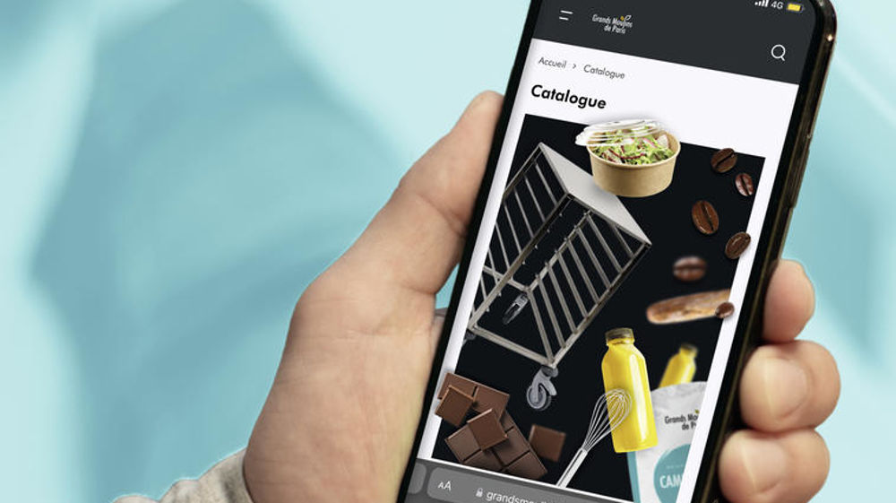 Service continu : la marketplace est accessible depuis un mobile sept jours sur sept et vingt-quatre heures sur ving-quatre.