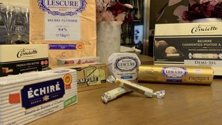 750 exploitations et 2 000 éleveurs sont engagés dans le cahier des charges de l'AOP, soit 50% de la collecte.