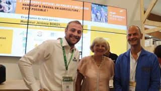 Paul-Etienne Denais, Marie-Christine Le Crubière et Jérémie Boroy (de gauche à droite) lors de la présentation du projet sur le handicap et le travail agricole. Paul-Etienne Denais, Marie-Christine Le Crubière et Jérémie Boroy (de gauche à droite) lors de la présentation du projet sur le handicap et le travail agricole.
