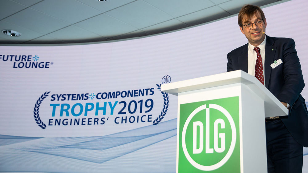 Photo d'archive de la dernière remise des prix de la catégorie " Systèmes & Composants" à Agritechnica 2019