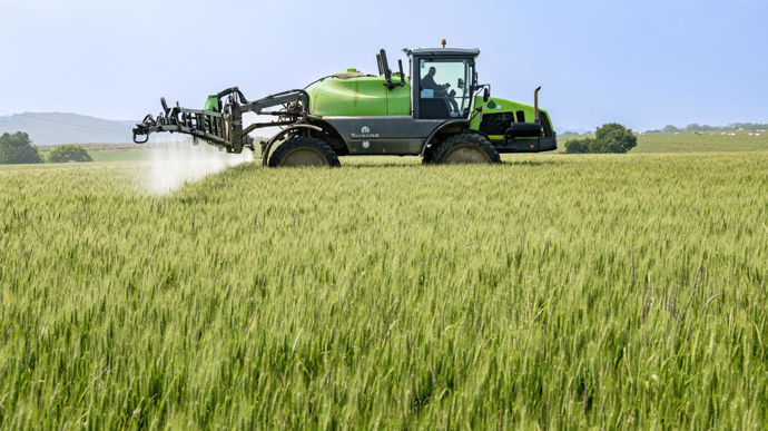 Le T3 sur blé demeure le seul segment en recul, d’environ 16 %. En fin de cycle, la fusariose quasi-absente a logiquement entraîné une diminution des protections sur l’épi.