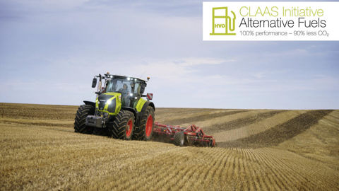 Claas homologue désormais tous ses engins pour le HVO et réalise leur premier plein d'usine avec ce biocarburant.