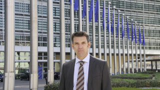 David Thual, conseiller Union européenne au Cnaol explique que, "dans le cadre de la réforme en cours de la réglementation des indications géographiques à Bruxelles, les producteurs veulent aller plus loin et sécuriser un peu plus le cadre juridique". David Thual, conseiller Union européenne au Cnaol explique que, "dans le cadre de la réforme en cours de la réglementation des indications géographiques à Bruxelles, les producteurs veulent aller plus loin et sécuriser un peu plus le cadre juridique".