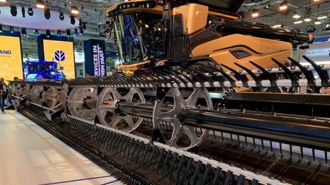 Agritechnica 2023 : les derniers secrets de la New Holland CR11 Agritechnica 2023 : les derniers secrets de la New Holland CR11