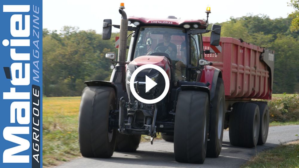 Le Case IH Puma 260 AFS Connect au déchaumage et au transport Le Case IH Puma 260 AFS Connect au déchaumage et au transport