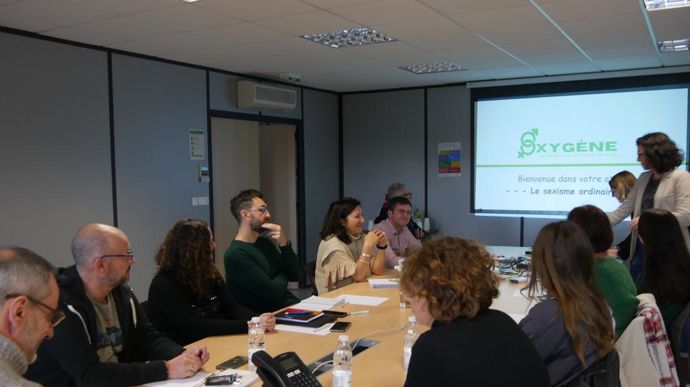 Séance d'un groupe de travail Oxygène, le jeudi 14 décembre, au siège d'Euralis à Lescar (Pyrénées-Atlantiques).