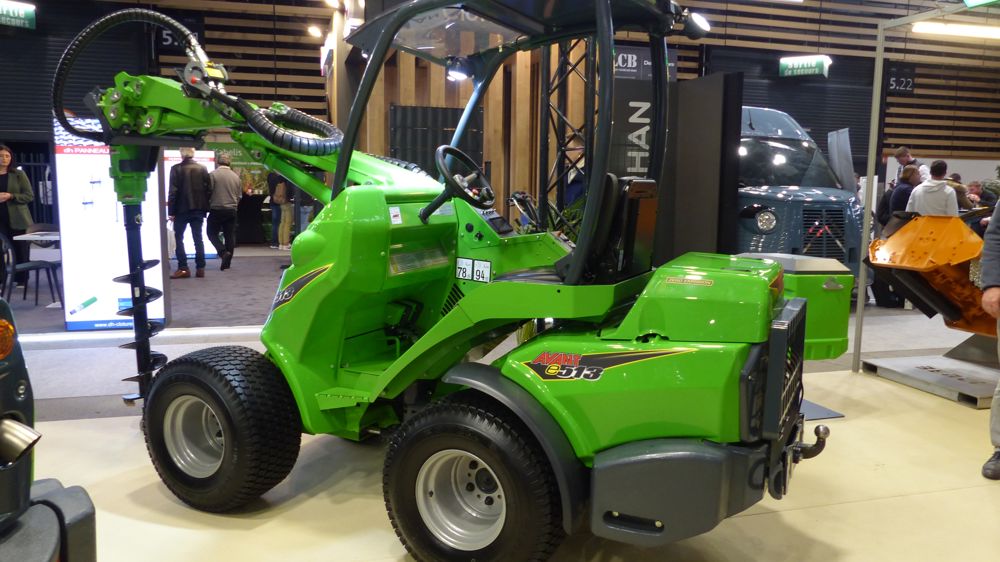 Les chargeuses électriques Avant en avant-première à Paysalia