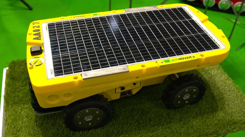 Le robot Vitirover se met au vert