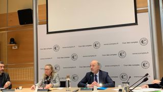 Pierre Moscovici, premier président de la Cour des comptes, a présenté un rapport sur la contractualisation en filières bovines le 14 février 2024 aux côtés de leurs auteurs. Pierre Moscovici, premier président de la Cour des comptes, a présenté un rapport sur la contractualisation en filières bovines le 14 février 2024 aux côtés de leurs auteurs.
