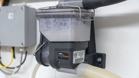 Un compteur à lait connecté BouMatic Un compteur à lait connecté BouMatic