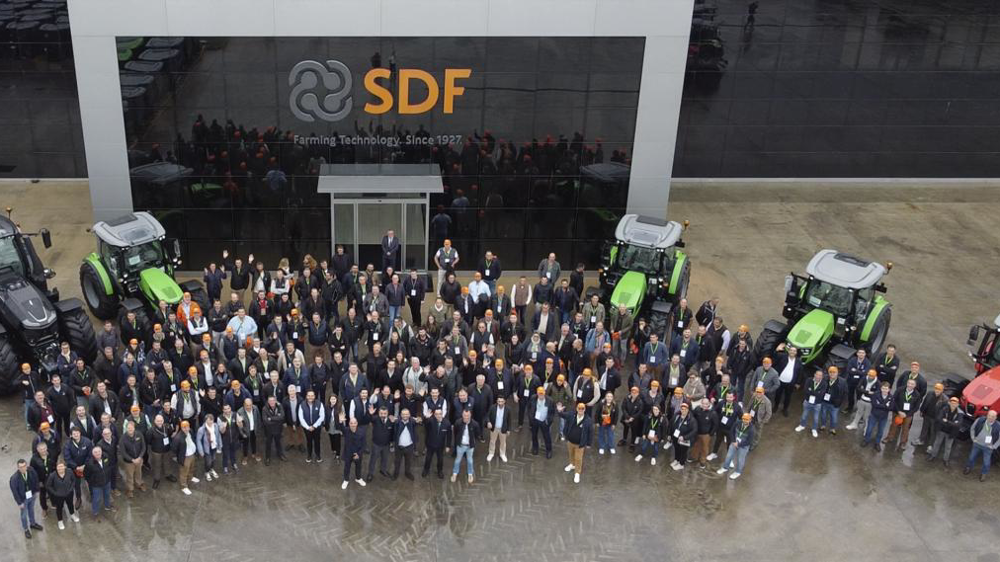 L’usine turque de Bandirma, située au bord de la mer de Marmara, emploie 500 salariés,
 chiffre qui va augmenter dès 2024 avec le démarrage de l’usine de moteurs. L'ensemble du réseau français a eu l'occasion de la visiter en Novembre dernier.