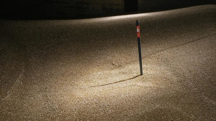 Les agriculteurs stockeurs qui souhaitent être équipés de la technologie Javelot pourront commander le matériel auprès de leur OS. Ils auront également l'accès à l'application Store and Save.