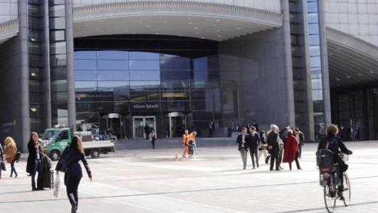 Entrée du Parlement européen à Bruxelles.
