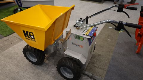 Le minidumper électrique Truxta BENDie est proposé par Kiloutou. Le minidumper électrique Truxta BENDie est proposé par Kiloutou.
