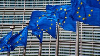 Les vingt-sept membres de l'Union européenne prolongent pour un an, l'exemption tarifaire accordée au pays en guerre concernant les importations agricoles ukrainiennes. Les vingt-sept membres de l'Union européenne prolongent pour un an, l'exemption tarifaire accordée au pays en guerre concernant les importations agricoles ukrainiennes.