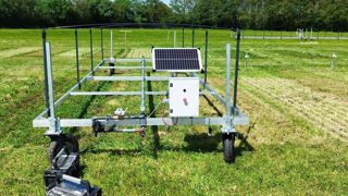Cadre utilisé pour l’irrigation sur une micro-parcelle de la station d’expérimentation d’Arvalis de La Jaillière (Loire-Atlantique). Cadre utilisé pour l’irrigation sur une micro-parcelle de la station d’expérimentation d’Arvalis de La Jaillière (Loire-Atlantique).
