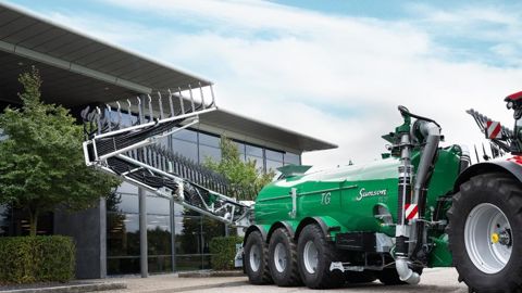 Samson : 25 m³ de capacité pour la tonne à lisier TG 24 Samson : 25 m³ de capacité pour la tonne à lisier TG 24