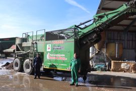 Pieter-Jan Franco (à droite) et son cousin (à gauche) utilisent tous les deux l'Elephant.
