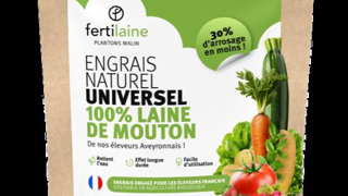 Le produit est vendu aux particuliers en sachets de 250 g à 7 kg, ou aux professionnels en sacs de 25 kg ou big bags de 450 kg. Le produit est vendu aux particuliers en sachets de 250 g à 7 kg, ou aux professionnels en sacs de 25 kg ou big bags de 450 kg.