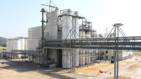 L’amidonnerie française compte quatre acteurs majeurs – ADM, Cargill, Roquette et Tereos - répartis sur dix sites. Ici : l’usine Tereos de Lillebonne, en Seine-Maritime. L’amidonnerie française compte quatre acteurs majeurs – ADM, Cargill, Roquette et Tereos - répartis sur dix sites. Ici : l’usine Tereos de Lillebonne, en Seine-Maritime.