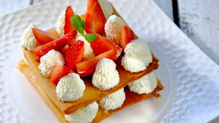Millefeuille aux fraises. Millefeuille aux fraises.
