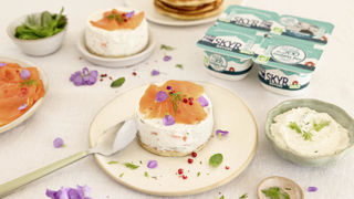 Douceur nordique au saumon et au skyr sur pancake.