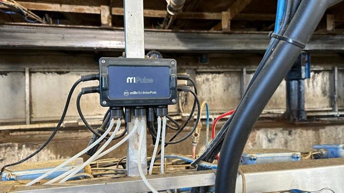 MI Pulse est un système de surveillance des pulsations qui peut être installé dans presque toutes les salles de traite.