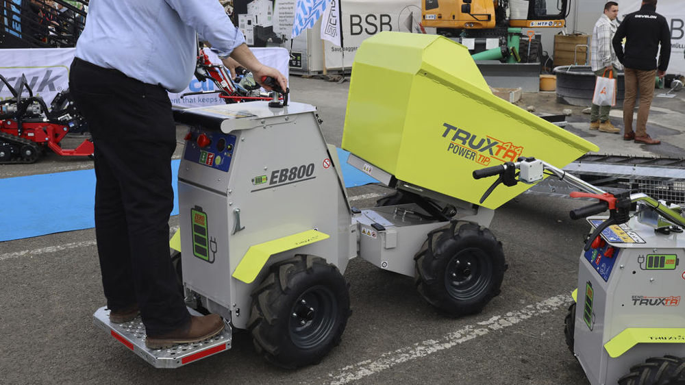Le nouveau mini-dumper électrique BENDie EB800 a été présenté au salon Intermat 2024.