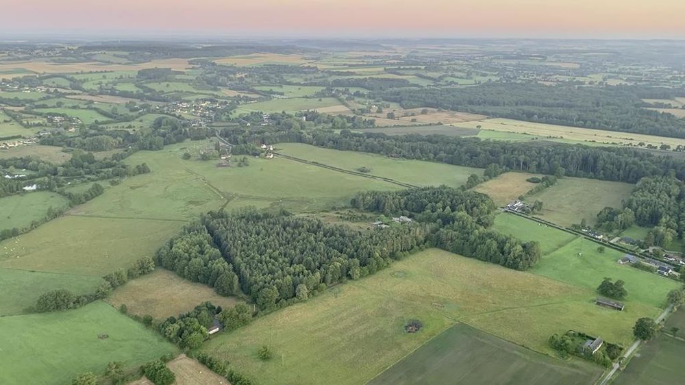 Vue aérienne d'un paysage agricole