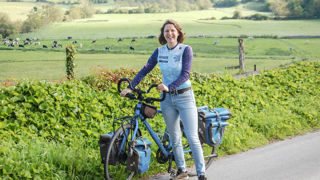 Fille d’agricultrice, Pétronille Sartorio a parcouru 18 pays où elle s’est impliquée pour la protection de la ressource en eau. Fille d’agricultrice, Pétronille Sartorio a parcouru 18 pays où elle s’est impliquée pour la protection de la ressource en eau.