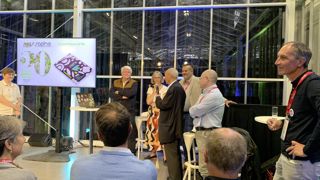 Sapho, éditeur d’innovations végétales, a fêté ses 50 ans. L’occasion de mettre en avant les partenaires du début, les associés actuels, et de rappeler les étapes du parcours entre solutions contre les maladies, création variétale, gestion des contrats de licence et promotion des nouveautés...