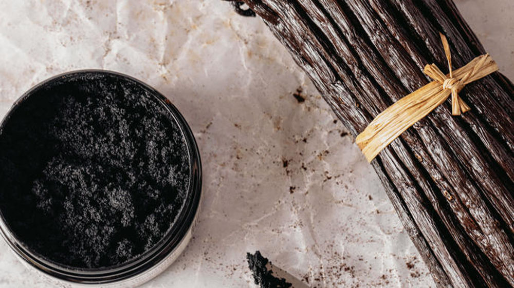 Vanille noire de Madagascar par Authentic Products.