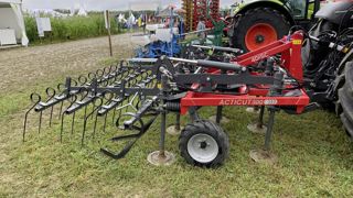 Les scalpeurs Acticut ont la particularité de recevoir des disques montés horizontalement.