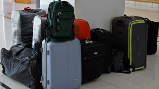 Depuis le 15 septembre 2024, les voyageurs des TGV Inoui et Intercités ne sont autorisés à prendre que deux bagages « valise » et un bagage à main par personne. Depuis le 15 septembre 2024, les voyageurs des TGV Inoui et Intercités ne sont autorisés à prendre que deux bagages « valise » et un bagage à main par personne.