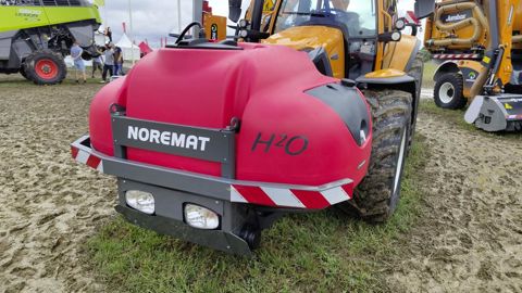 Noremat introduit une cuve anti-incendie. Elle est proposée en 600 ou 800 litres. Noremat introduit une cuve anti-incendie. Elle est proposée en 600 ou 800 litres.