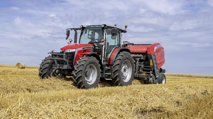 L'offre de tracteurs 5M est composée de six modèles, allant jusqu'à 145 ch avec le 5M.145.