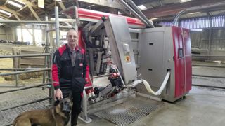 Afin de doubler son installation, Pascal Robin a choisi les robots de traite reconditionnés. Afin de doubler son installation, Pascal Robin a choisi les robots de traite reconditionnés.