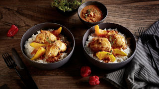 Mafé de lapin et riz. Mafé de lapin et riz.
