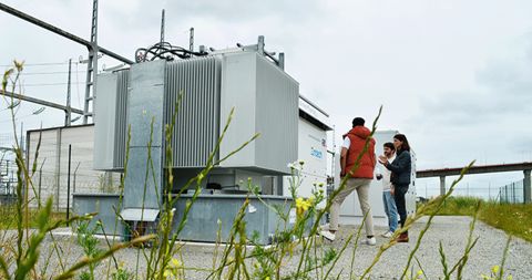 © Enerdigit Grâce à son expertise, Enerdigit étudie la faisabilité des projets et s’occupe des démarches, de la maîtrise d’ouvrage jusqu’à l’exploitation © Enerdigit Grâce à son expertise, Enerdigit étudie la faisabilité des projets et s’occupe des démarches, de la maîtrise d’ouvrage jusqu’à l’exploitation