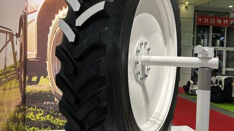 Vredestein : Des pulvérisateurs plus stables avec le pneu Traxion CropCare