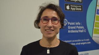 Charlotte Mandroux, d'InterLoire, a coanimé au Sival la conférence "Révolutionner la formation à la taille des saisonniers".
