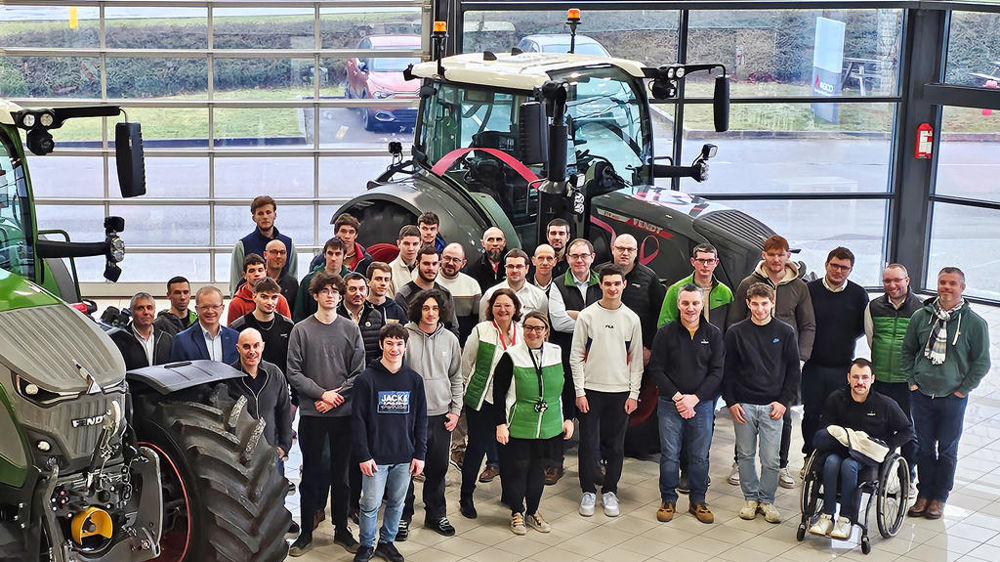 Le cursus de la Fendt Academy porte sur les technologies embarquées à bord des machines Fendt. Le cursus de la Fendt Academy porte sur les technologies embarquées à bord des machines Fendt.