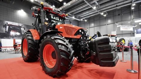 Les tracteurs de la Série 6 seront équipés de moteurs quatre cylindres Deutz, délivrant une puissance maximale de 171 chevaux.