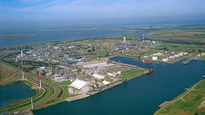 Le nouvel ammonitrate 27 carbon light est produit sur le site d'Anvers (Belgique).