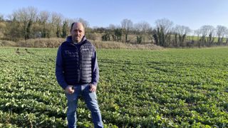 Alexandre Dugroprez, céréalier dans l'Oise, s’oppose à la mise en place de la zone d’actions renforcées sur le bassin de captage du Val de Breteuil où se situent ses parcelles. Alexandre Dugroprez, céréalier dans l'Oise, s’oppose à la mise en place de la zone d’actions renforcées sur le bassin de captage du Val de Breteuil où se situent ses parcelles.