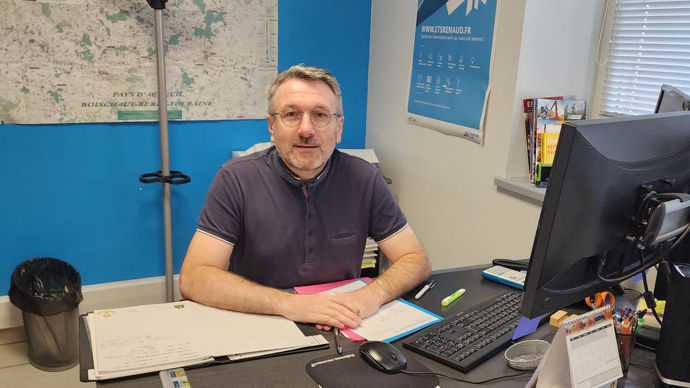 À 60 ans, François Renaud, dirigeant des Ets Renaud, a pris la décision de céder 85 % de son entreprise de négoce au groupe COC.